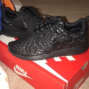 Nike Roshe one dmb
